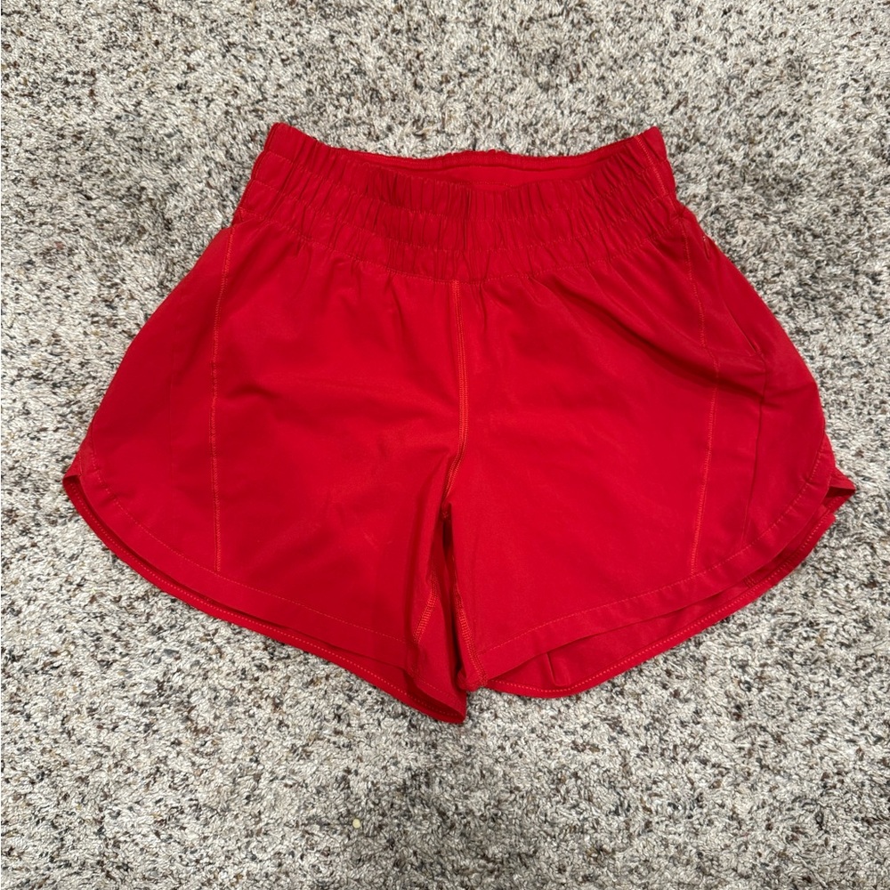 Lululemon Hotty Hot Low Rise Short